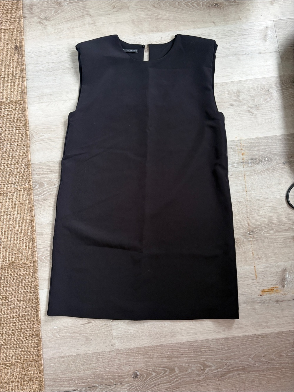 Zara Sleeveless Black Shift Dress - Classic Minimal Style